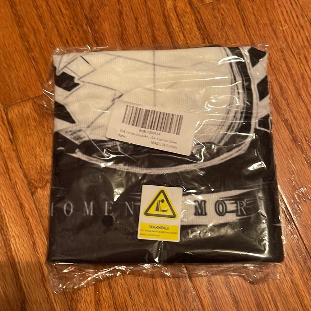❤️3/$25❤️ NWT Unus Annus youtube series pillowcase